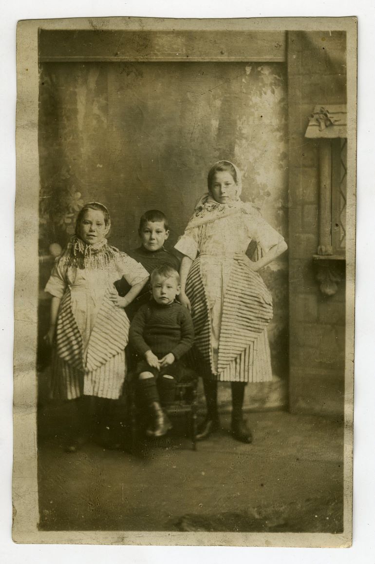 The four Crawford children The four Crawford children