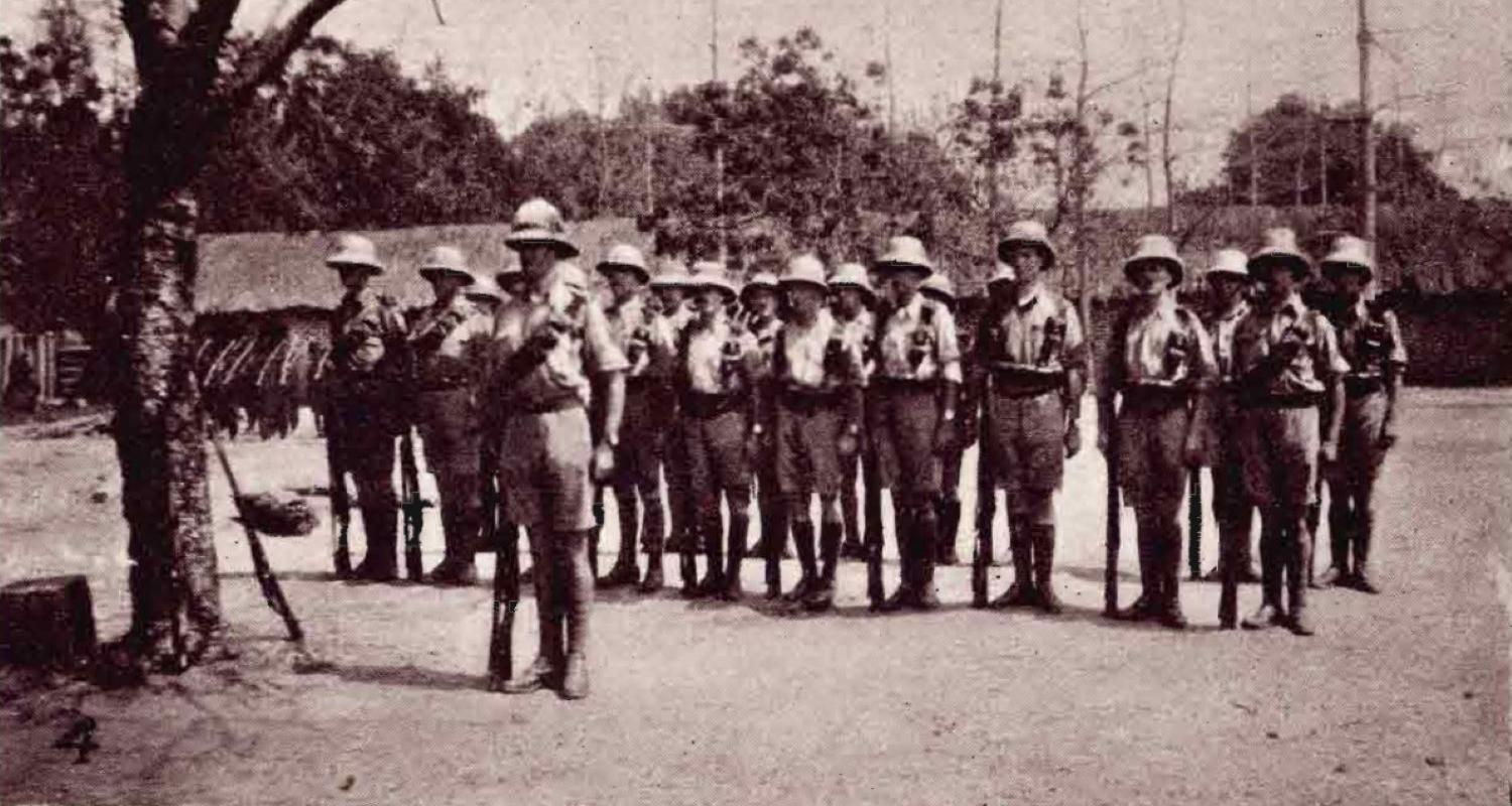 Photograph of a group of men - a regiment during WW1 in Malawi
