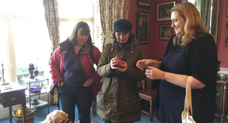 DESCRIPTIVE TOUR FOR VISUALLY IMPAIRED VISITORS LAURISTON CASTLE