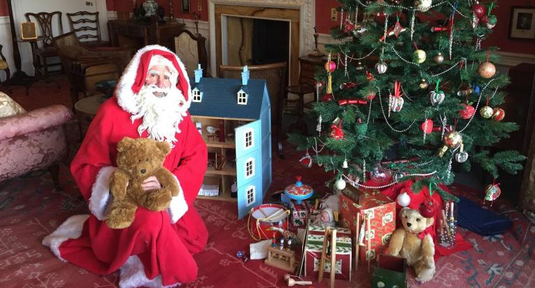 FAMILY SPECIAL EVENTS A Family Edwardian Christmas Sun 13 December FAMILY SPECIAL EVENTS A Family Edwardian Christmas Sun 13 December